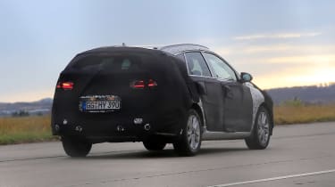 Hyundai i30 estate spy shots