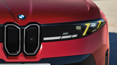 BMW iX4 M60 - front light