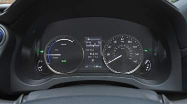 Used Lexus RC - dials
