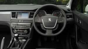 Used%20Peugeot%20508%20pre%20facelift%202011.jpg