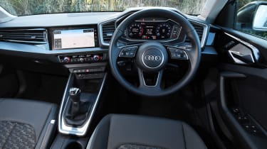Audi A1 Citycarver - dash