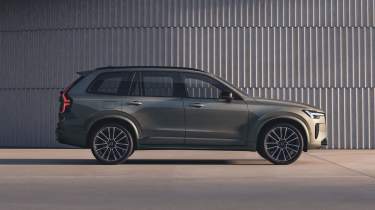 Volvo XC90 facelift - side