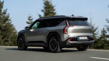 Kia EV9 GT - rear action