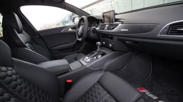 Audi RS6 Avant interior