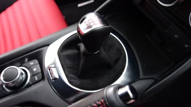 Abarth 124 GT - gear lever