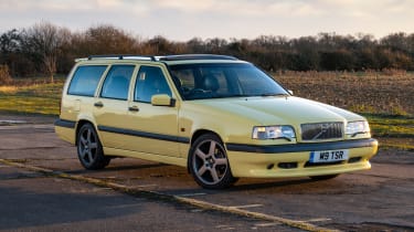 Volvo 850 T-5R - front static