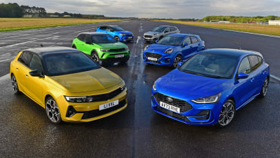 Assortment of Fords and Vauxhalls