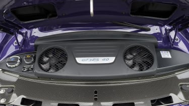 Porsche 911 GT3 RS - engine