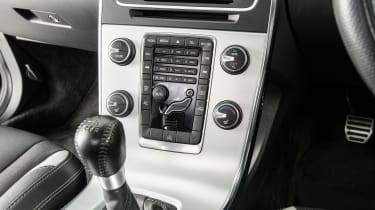 Used Volvo V60 - centre console