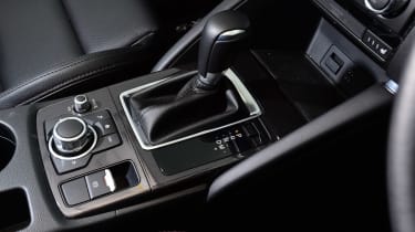 Mazda CX-5 - centre console