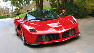 LaFerrari - front dynamic