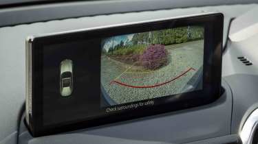 Mazda MX-5 - reversing camera screen