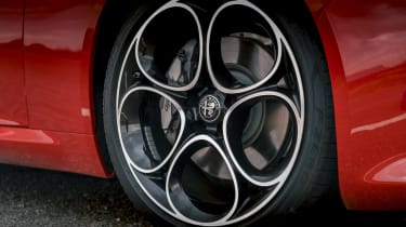 Alfa Romeo Giulia - alloy wheels
