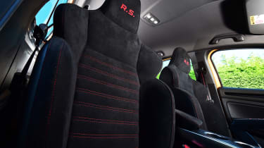 Renault Megane RS - front seats