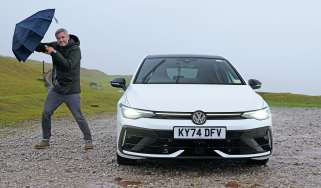 Volkswagen Golf R - battling the elements