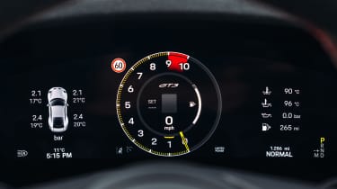 Porsche 911 GT3 - dials