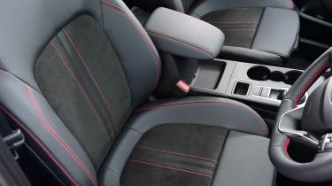 Ford Kuga - front seats