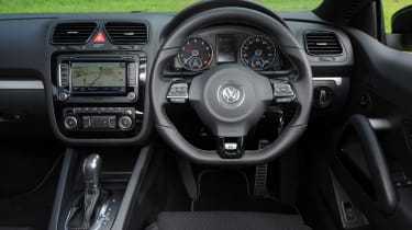 Volkswagen Scirocco R dash