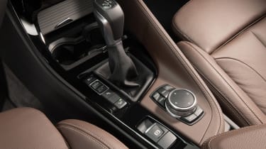 BMW X1 2015 gearstick