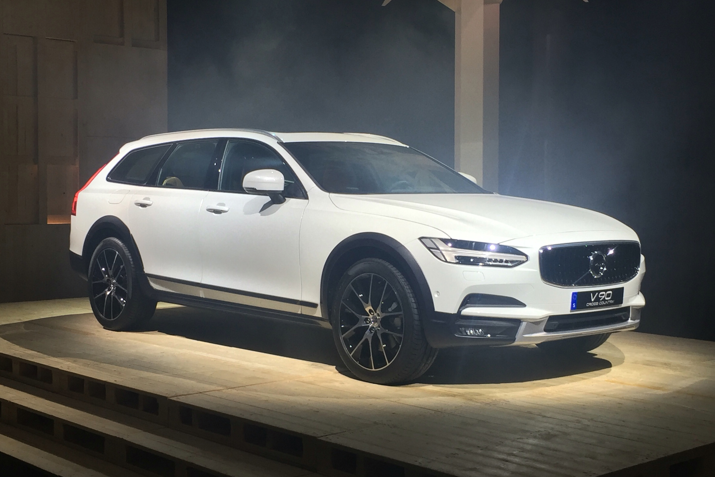 New Volvo V90 Cross Country toughens up the V90 estate Auto Express