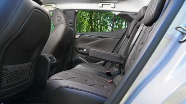 DS No4 - rear seats