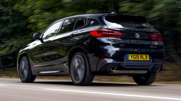 BMW X2 - rear tracking