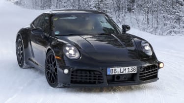 Porsche 911 facelift - spyshot 7