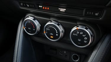 Mazda 2 - climate controls