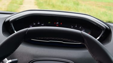 Peugeot 3008 - i-cockpit driver&#039;s display
