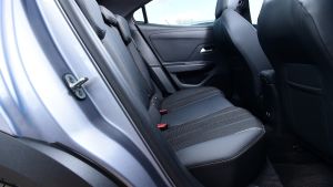 Vauxhall Mokka - rear seat