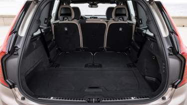 Volvo XC90 T8 - boot rear seats down