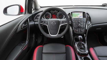 Vauxhall Astra BiTurbo dash