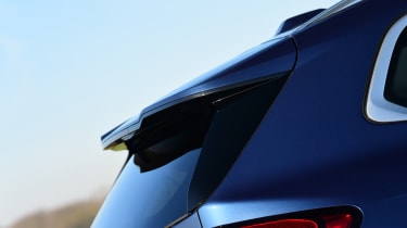 BMW iX1 - rear spoiler