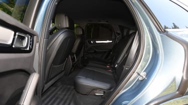 Porsche Cayenne S - rear seats