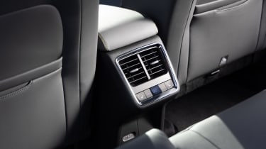 Skoda Enyaq Coupe iV 80 - rear air vents