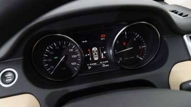 Land Rover Discovery Sport long-term - dials