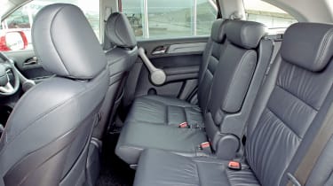 Honda CR-V seating