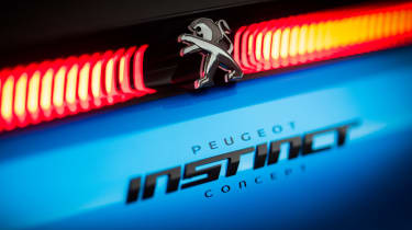 Peugeot Instinct concept - Instinct badge