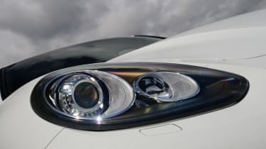 Porsche Panamera Diesel front lights