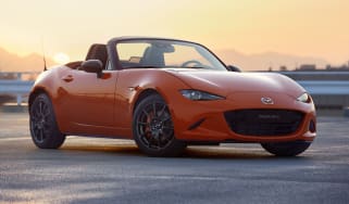 Mazda MX-5 30th Anniversary Edition - front static