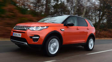 Used car hunter - Land Rover Discovery Sport front tracking 