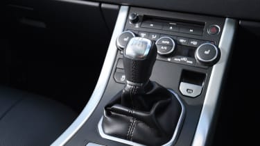 Range Rover Evoque SE Tech 2016 - gear lever
