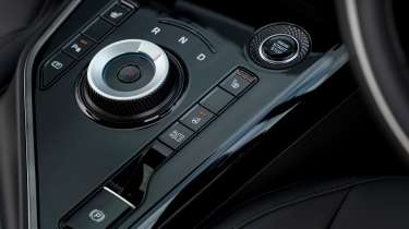 Kia Niro - gear selector