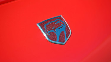 Dodge Viper Mk1 - bonnet badge