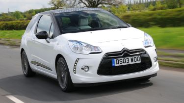 Citroen DS3 DSport 1.6 front tracking