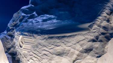 Mercedes Sprinter &#039;the boulder&#039; - bonnet