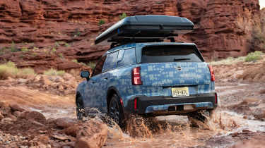 MINI Countryman Edition testing 2