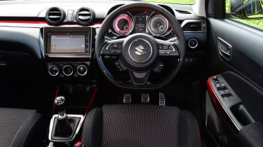 Suzuki Swift Sport - interior