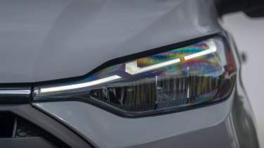 Ford E-Transit Custom - headlight