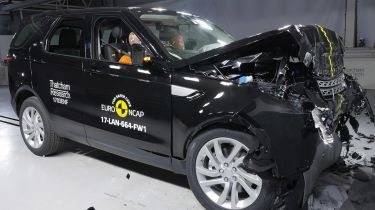 Land Rover Discovery 2017 Euro NCAP